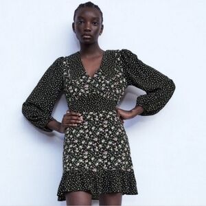Floral Contrast Peter Pan Collar Milkmaid Dress